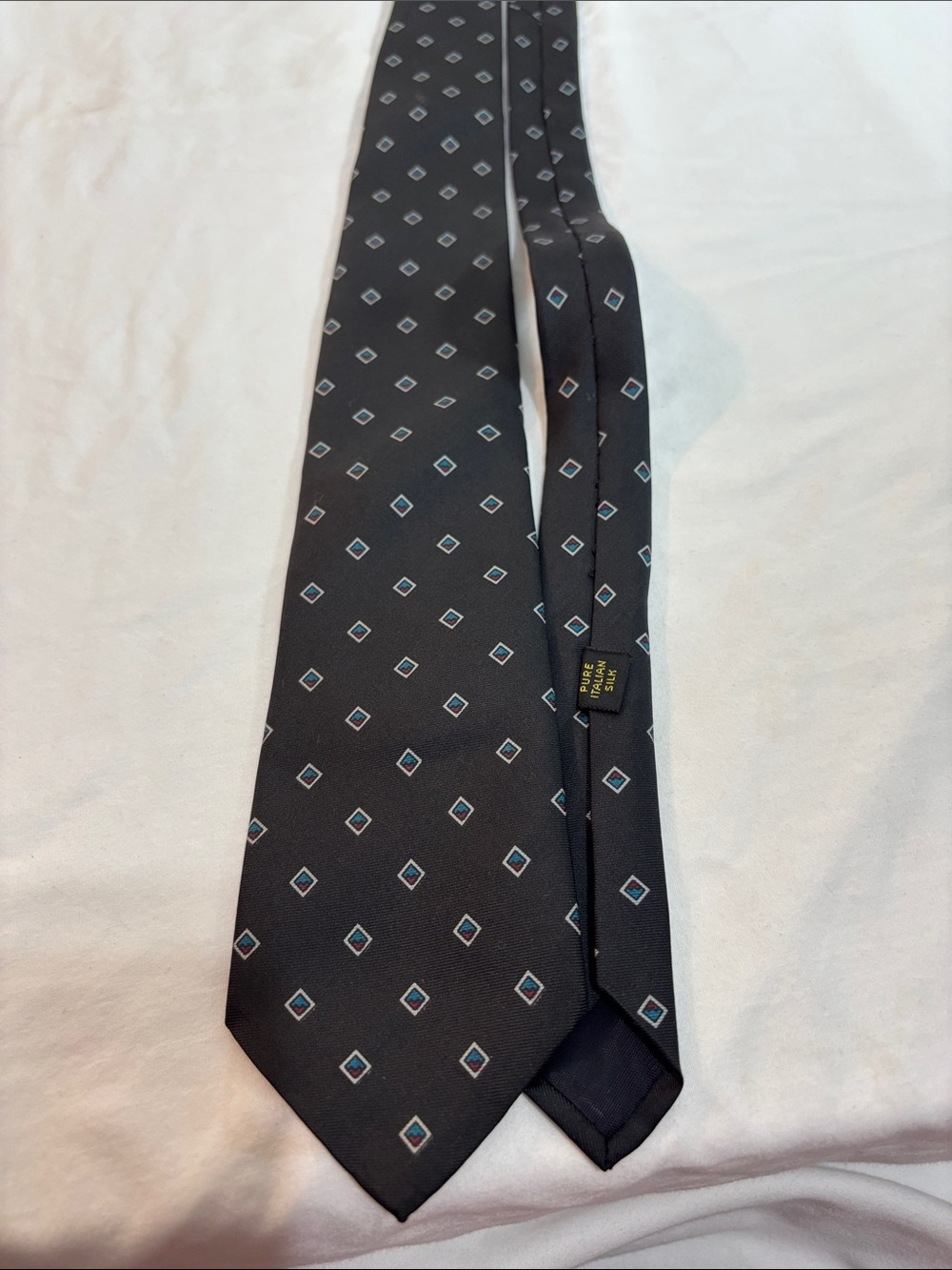 Austin Reed Classic Black Diamond-Pattern Men's Tie - 0265